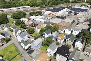 189 Magill St, Pawtucket, RI 02860 - Photo 23