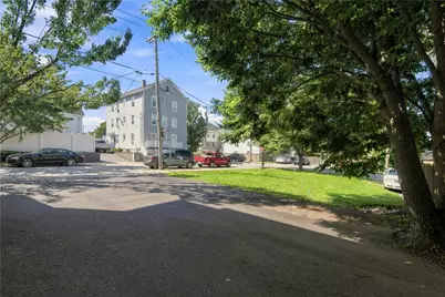 189 Magill Street, Pawtucket, RI 02860 - Photo 19