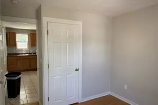 49 Trenton St, Providence, RI 02906 - Photo 41