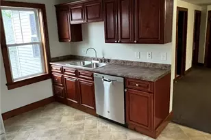 421 High St, Bristol, RI 02809 - Photo 5