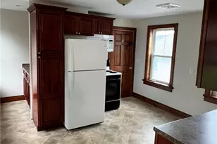 421 High St, Bristol, RI 02809 - Photo 7