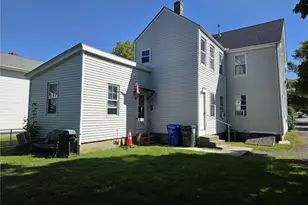 421 High St, Bristol, RI 02809 - Photo 3