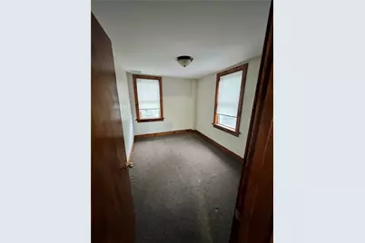 421 High Street, Bristol, RI 02809 - Photo 9
