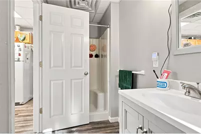 168 Rockland Avenue, Woonsocket, RI 02895 - Photo 27