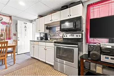 168 Rockland Avenue, Woonsocket, RI 02895 - Photo 31