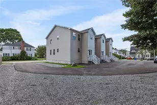 2 Rounds Ave, East Providence, RI 02915 - Photo 31