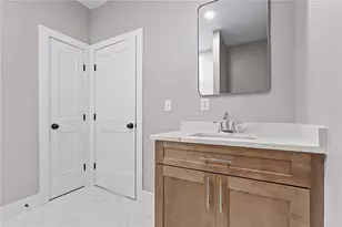 2 Rounds Ave, East Providence, RI 02915 - Photo 21