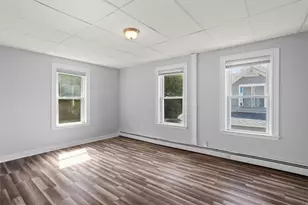 124 Lincoln St, Woonsocket, RI 02895 - Photo 35