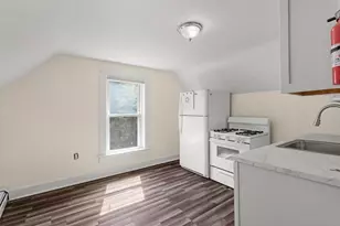 124 Lincoln St, Woonsocket, RI 02895 - Photo 41