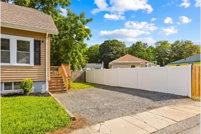 21 Overbrook Avenue, Warwick, RI 02889 - Photo 3