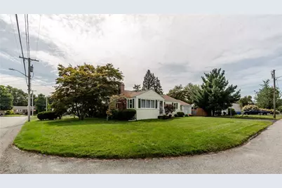 6 Restwood Road, Cranston, RI 02920 - Photo 3