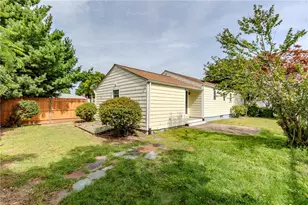 6 Restwood Rd, Cranston, RI 02920 - Photo 37