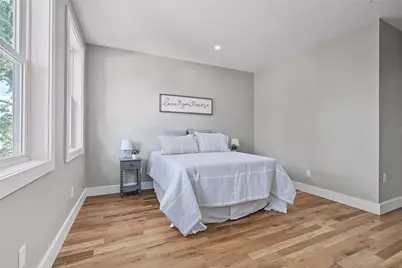 4 Rounds Avenue, East Providence, RI 02915 - Photo 17