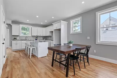 4 Rounds Avenue, East Providence, RI 02915 - Photo 5