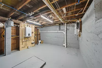 430 Cumberland Hill Road, Woonsocket, RI 02895 - Photo 23