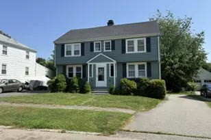 29 Shangri-La Ln, Middletown, RI 02842 - Photo 1