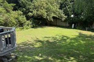 29 Shangri-La Ln, Middletown, RI 02842 - Photo 5
