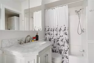 87 Cooke St, Providence, RI 02906 - Photo 35