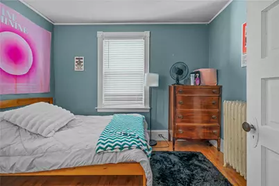 31 W Narragansett Avenue #1, Newport, RI 02840 - Photo 17