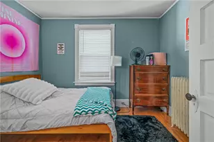 31 W Narragansett Ave, Newport, RI 02840 - Photo 17