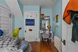31 W Narragansett Ave, Newport, RI 02840 - Photo 13