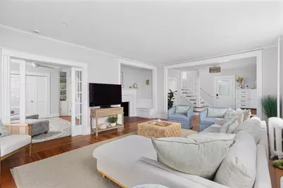 46 Esplanade, Middletown, RI 02842 - Photo 9