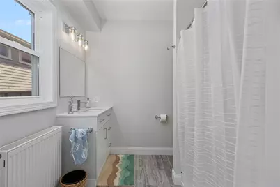 46 Esplanade, Middletown, RI 02842 - Photo 21