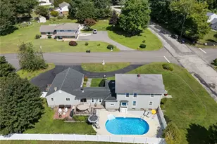 6 Colonial Dr, Westerly, RI 02891 - Photo 9