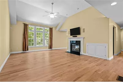 125 West Road, Cumberland, RI 02864 - Photo 13