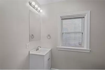 584 Weeden Street, Pawtucket, RI 02860 - Photo 7