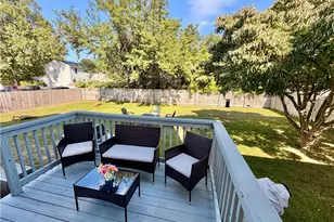 4 Cooke Pl, Warwick, RI 02888 - Photo 11