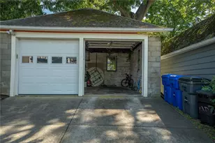 133 5th St, Providence, RI 02906 - Photo 33