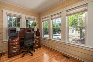 133 5th St, Providence, RI 02906 - Photo 9