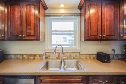 6 Scott Lane, Bristol, RI 02809 - Photo 5
