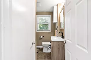 201 Reservoir Ave, Lincoln, RI 02865 - Photo 13