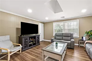 201 Reservoir Ave, Lincoln, RI 02865 - Photo 9