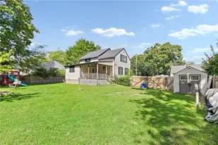 72 Dayton Ave, Warwick, RI 02889 - Photo 23