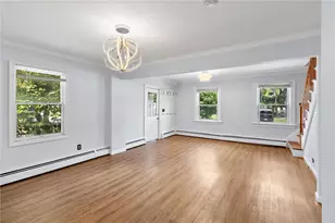 72 Dayton Ave, Warwick, RI 02889 - Photo 5