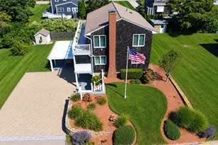 63 Saltaire Ave, Narragansett, RI 02882 - Photo 1
