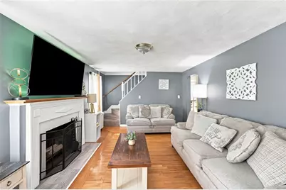 70 Overland Avenue, Cranston, RI 02910 - Photo 11