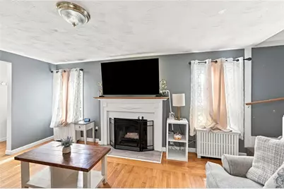 70 Overland Avenue, Cranston, RI 02910 - Photo 13