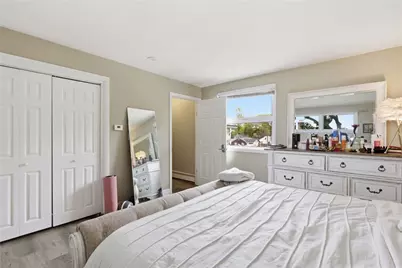 27 Hemlock Avenue, Cranston, RI 02910 - Photo 21