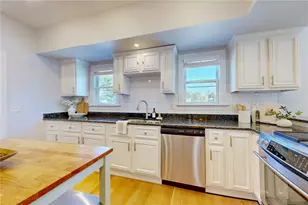 40 7th St, Providence, RI 02906 - Photo 9