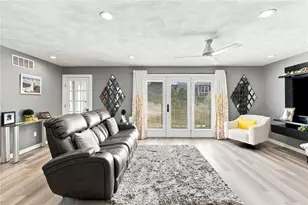 200 Mayfield Ave, Cranston, RI 02920 - Photo 3