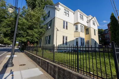 29 Hamlet Avenue, Woonsocket, RI 02895 - Photo 3