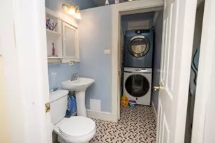 29 Hamlet Ave, Woonsocket, RI 02895 - Photo 15