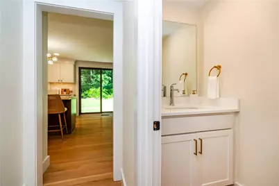 5763 Post Road, East Greenwich, RI 02818 - Photo 21