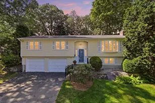 83 Sage Dr, Warwick, RI 02886 - Photo 1