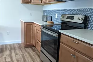 37 Ann St, Newport, RI 02840 - Photo 7