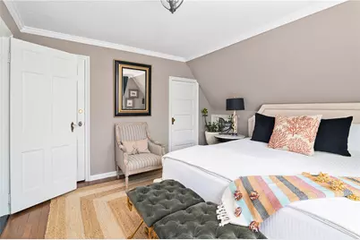 9 Red Cross Terrace, Newport, RI 02840 - Photo 5